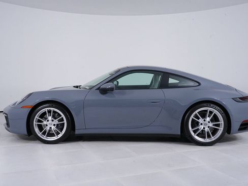 Used 2024 Porsche 911 Carrera RWD image 2