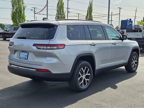 New 2025 Jeep Grand Cherokee L Limited w/ Trailer Tow Package AWD/4WD image 6