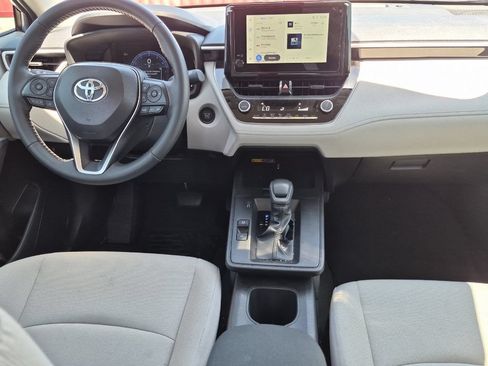 Certified 2026 Toyota Corolla Cross LE FWD image 13