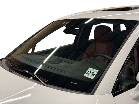 Used 2025 Porsche Macan S AWD/4WD image 19