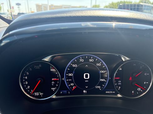 Used 2023 Chevrolet Traverse Premier w/ Redline Edition FWD image 15