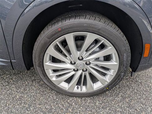 New 2026 Buick Envision Avenir image 12