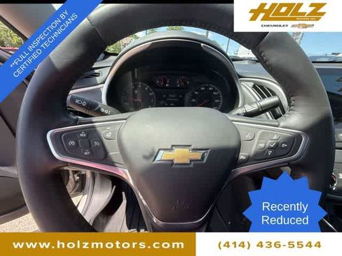 Certified 2022 Chevrolet Malibu LT w/ Leather Package FWD image 11