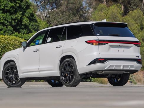 New 2026 Lexus TX 350 AWD image 2