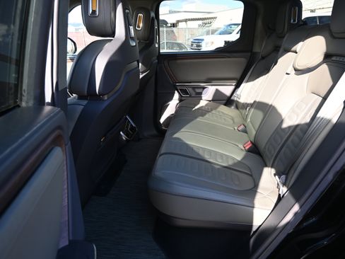 Used 2023 Rivian R1T Adventure image 28