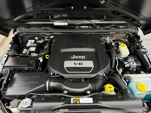 Used 2016 Jeep Wrangler Sport w/ Quick Order Package 24S image 15