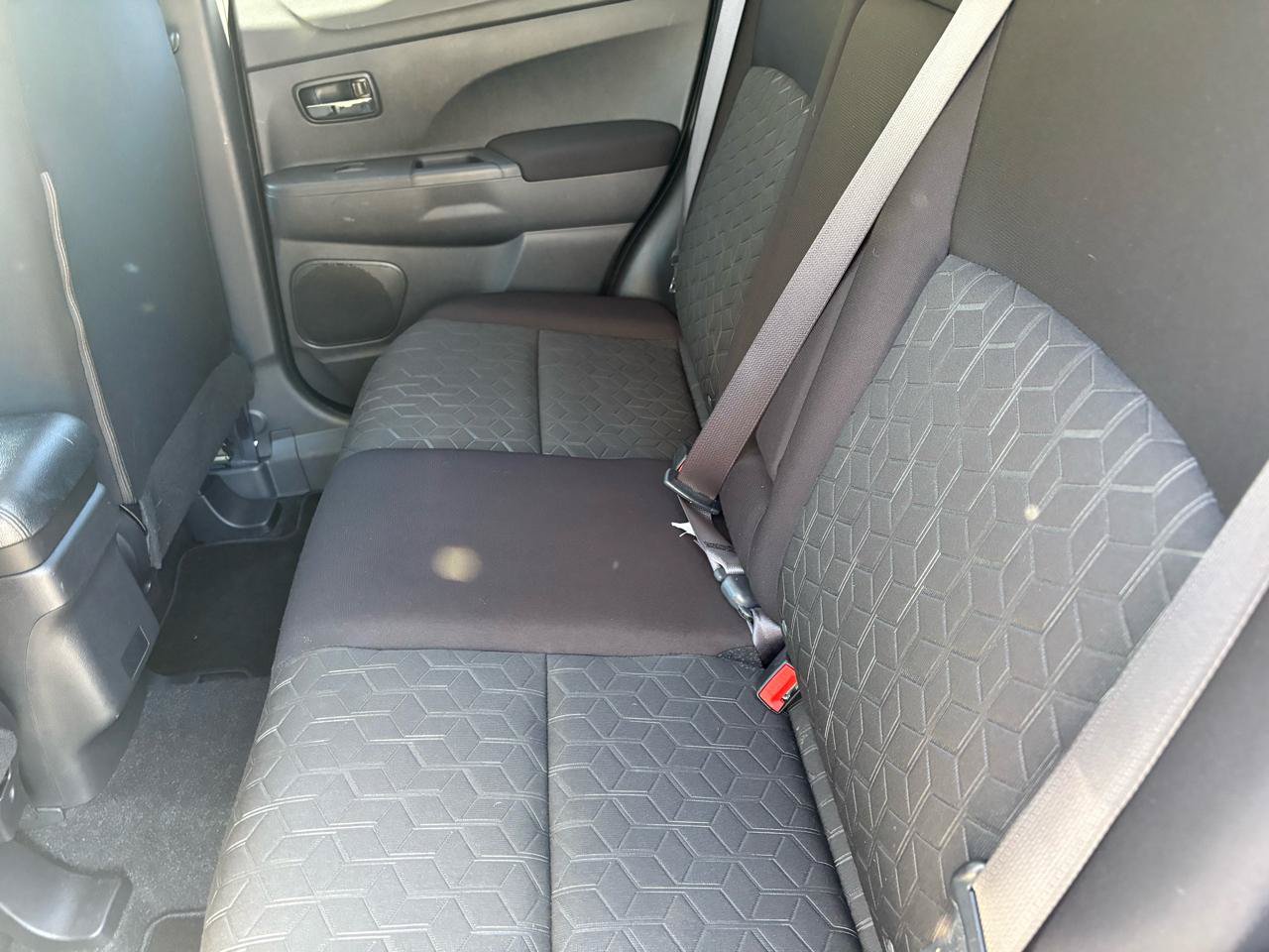 Used 2024 Mitsubishi Outlander Sport ES AWD/4WD image 16