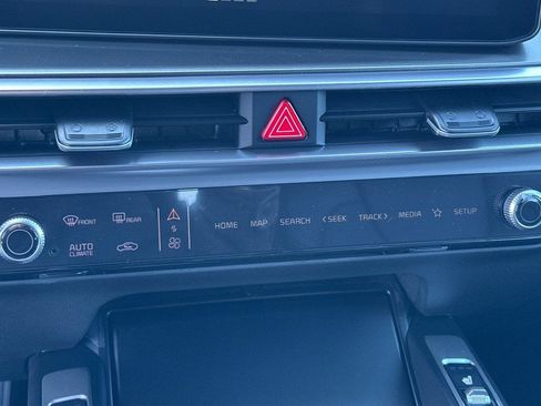 New 2026 Kia Sorento EX image 22