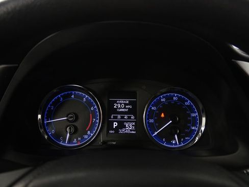 Used 2018 Toyota Corolla LE image 21