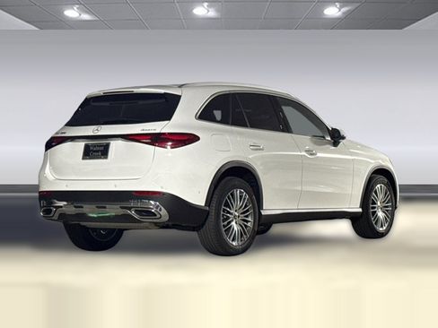 Used 2026 Mercedes-Benz GLC 300 4MATIC image 9