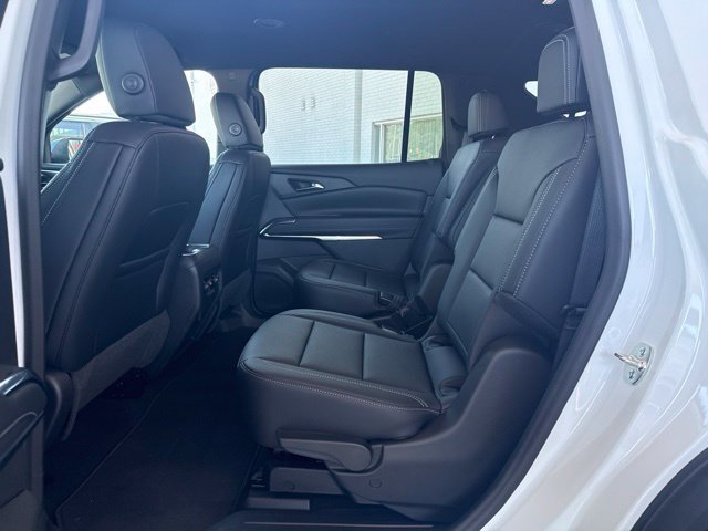 New 2026 Chevrolet Traverse LT w/ Driver Confidence Package AWD/4WD image 29