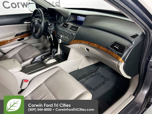 Used 2011 Honda Accord EX-L image 28