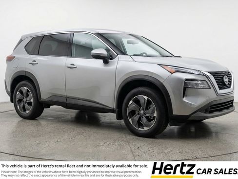 Used 2025 Nissan Rogue SV image 1