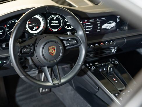 Certified 2024 Porsche 911 Carrera RWD image 15