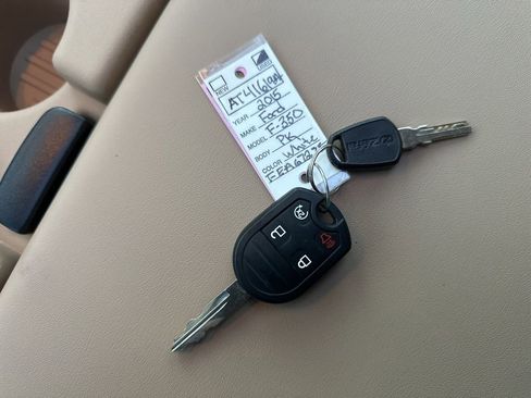 Used 2015 Ford F350 Lariat w/ Lariat Ultimate Package image 36