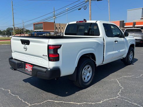 New 2026 Nissan Frontier S image 4