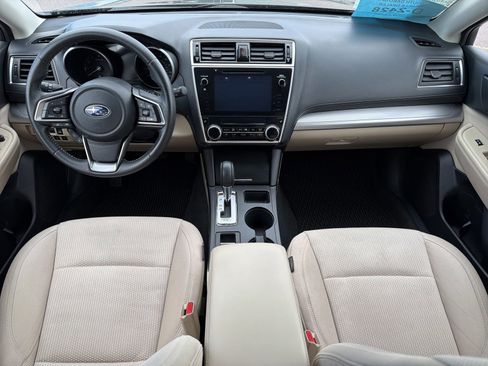 Used 2019 Subaru Outback 2.5i Premium w/ Popular Package #2 AWD/4WD image 16