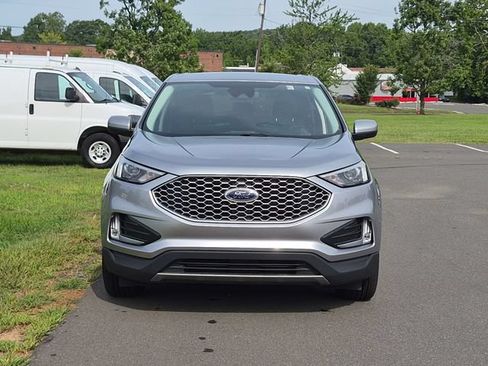Used 2024 Ford Edge SEL w/ Convenience Package AWD/4WD image 16