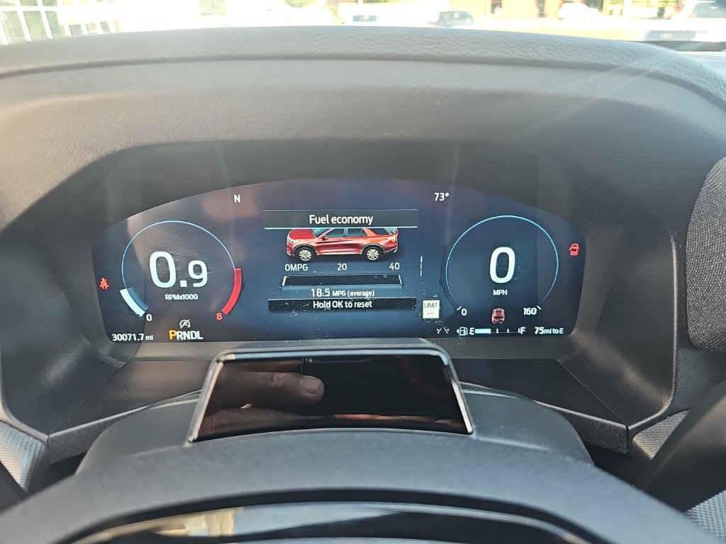 Used 2025 Ford Explorer ST-Line AWD/4WD image 16