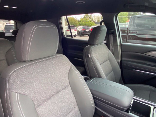 Used 2026 Chevrolet Traverse LT w/ LPO, Floor Liner Package FWD image 22
