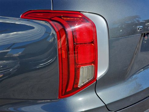 Used 2022 Hyundai Palisade Calligraphy image 42