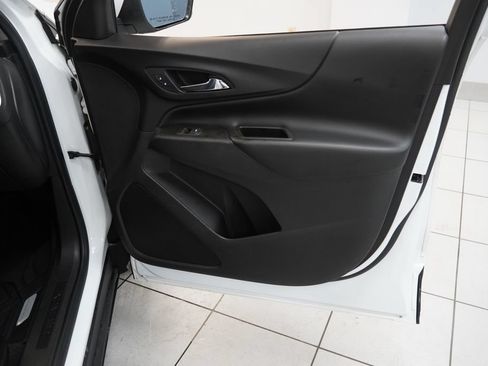 Used 2021 Chevrolet Equinox LT AWD/4WD image 26