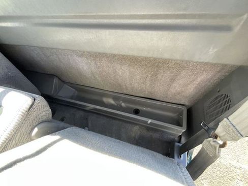 Used 1996 Chevrolet Silverado 1500 2WD Regular Cab image 13