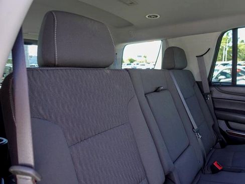 Used 2019 GMC Yukon SLE AWD/4WD image 13
