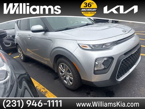 Used 2020 Kia Soul LX FWD image 8
