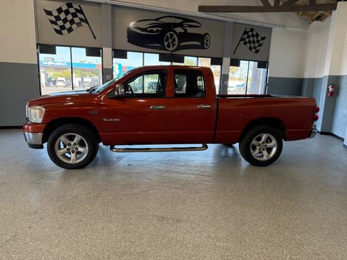 Used 2008 Dodge Ram 1500 Truck SLT RWD image 4