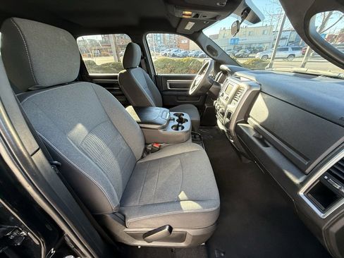 Used 2024 RAM 1500 Classic Warlock image 36