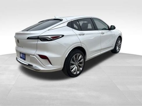 Used 2025 Buick Envista Avenir image 10
