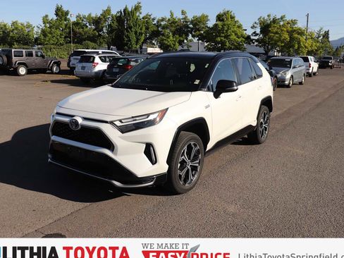 Used 2022 Toyota RAV4 XSE w/ Weather Package AWD/4WD image 1