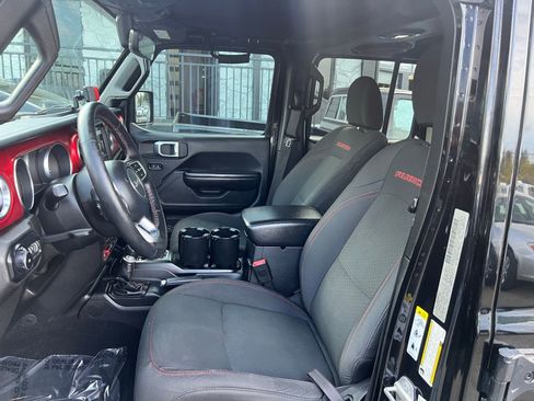 Used 2018 Jeep Wrangler Unlimited Rubicon AWD/4WD image 18