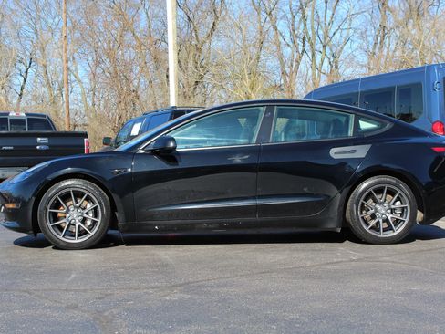 Used 2022 Tesla Model 3 Long Range image 4