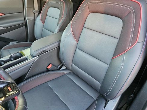 Used 2024 Chevrolet Equinox EV RS FWD image 23