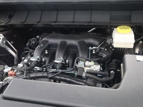New 2026 Nissan Pathfinder SL w/ SL Premium Package (P04) AWD/4WD image 25