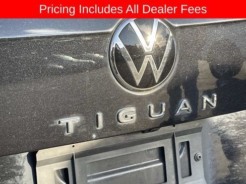Used 2022 Volkswagen Tiguan SEL R-Line AWD/4WD image 8
