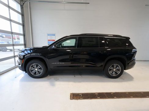 New 2026 Chevrolet Traverse LT w/ Enhanced Driving Package FWD image 7