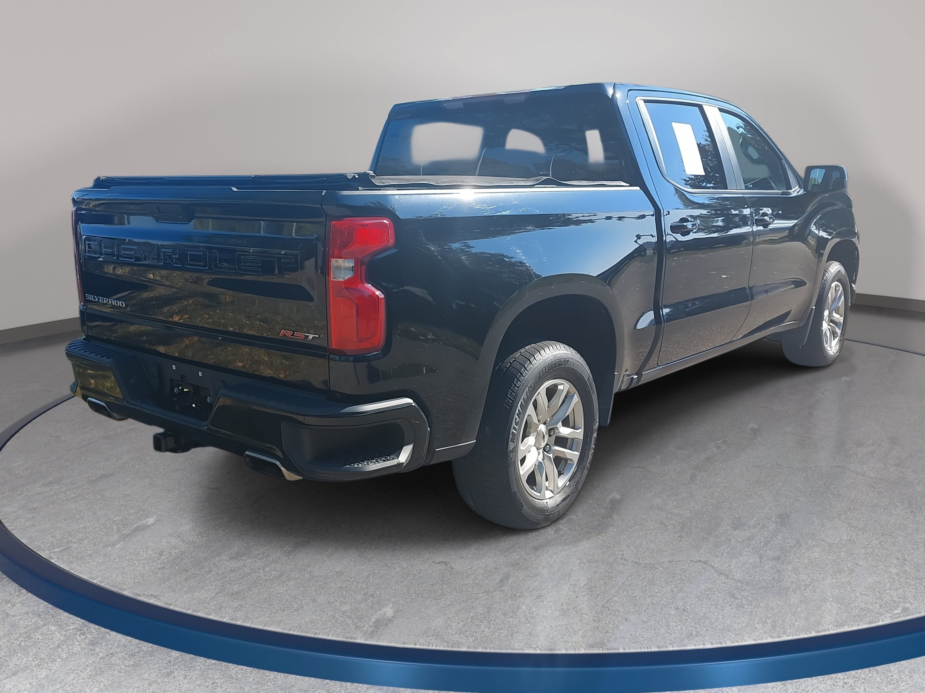 Used 2021 Chevrolet Silverado 1500 RST AWD/4WD image 5