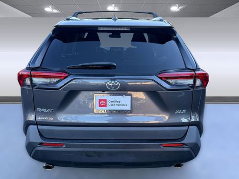 Certified 2022 Toyota RAV4 XLE image 10