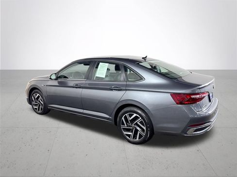 Certified 2024 Volkswagen Jetta SEL FWD image 10