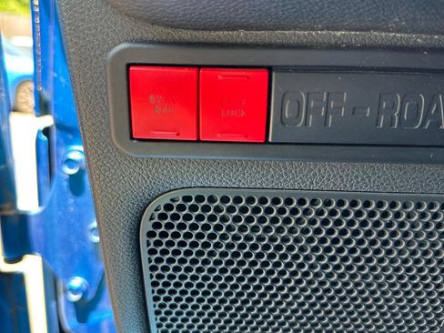 Used 2016 Jeep Wrangler Unlimited Rubicon AWD/4WD image 30