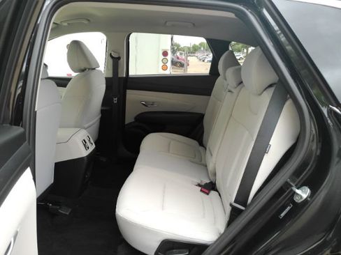 Used 2026 Hyundai Tucson SEL image 18