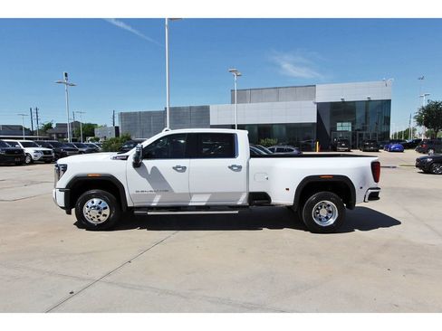 Used 2025 GMC Sierra 3500 Denali w/ Denali Reserve Package AWD/4WD image 3