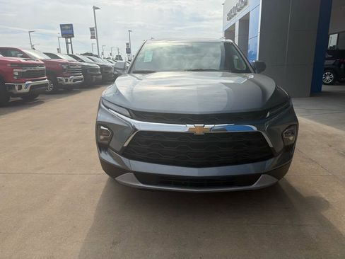 New 2026 Chevrolet Blazer LT w/ Convenience Package AWD/4WD image 10