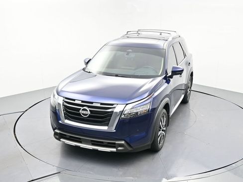 Used 2025 Nissan Pathfinder Platinum w/ Cargo Package FWD image 21