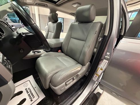 Used 2012 Toyota Tundra Limited w/ Memory Pkg AWD/4WD image 7