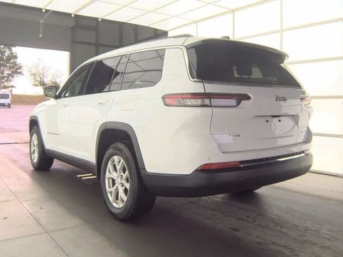 Used 2023 Jeep Grand Cherokee L Limited AWD/4WD image 5
