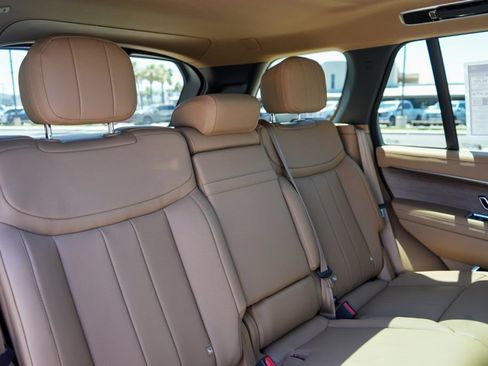 New 2026 Land Rover Range Rover SE AWD/4WD image 7